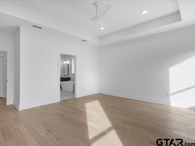 12318 Harlon St, Flint, TX 75762