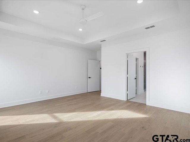 12318 Harlon St, Flint, TX 75762