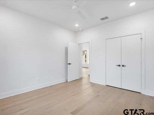 12318 Harlon St, Flint, TX 75762