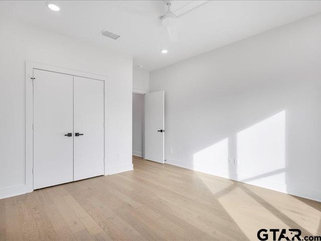 12318 Harlon St, Flint, TX 75762