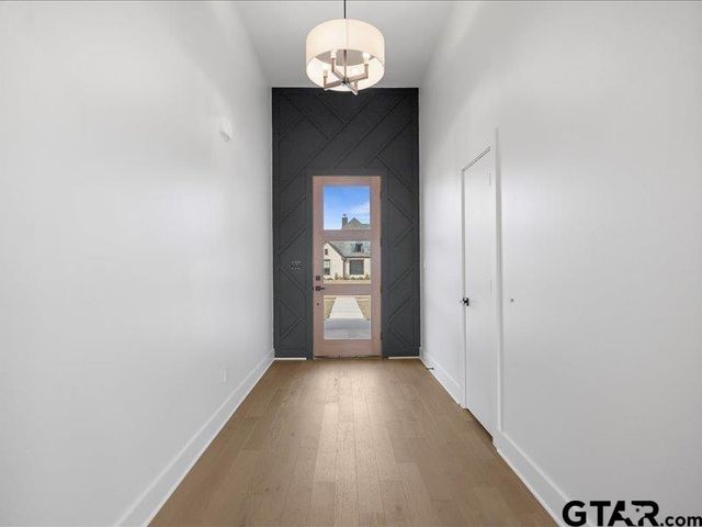 12318 Harlon St, Flint, TX 75762