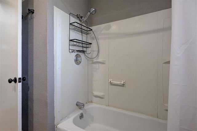6120 SE 11th Street, Oklahoma City, OK 73110
