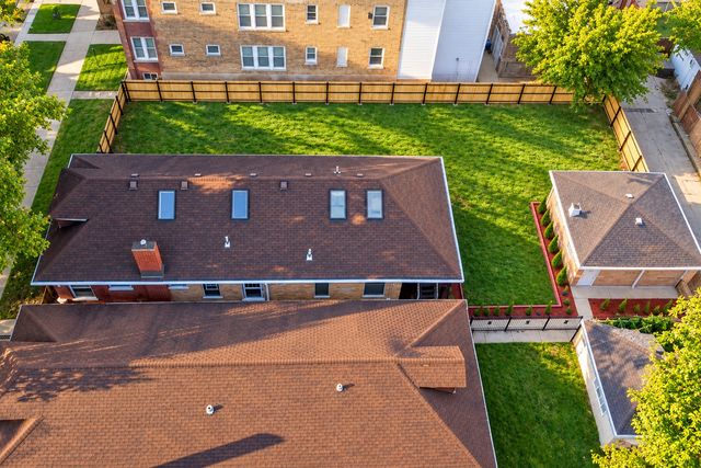 7649 S Luella Avenue, Chicago, IL 60649