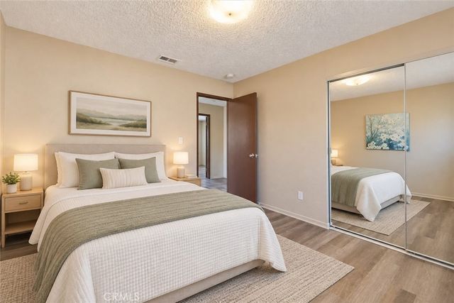 872 N Euclid Drive 1, Pasadena, CA 91104