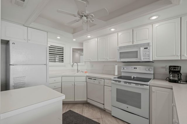 10200 Beach Club Dr Apt 8D, Myrtle Beach, SC 29572