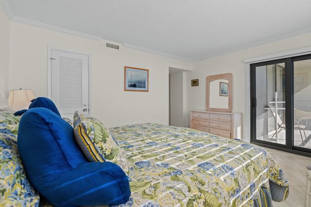 10200 Beach Club Dr Apt 8D, Myrtle Beach, SC 29572