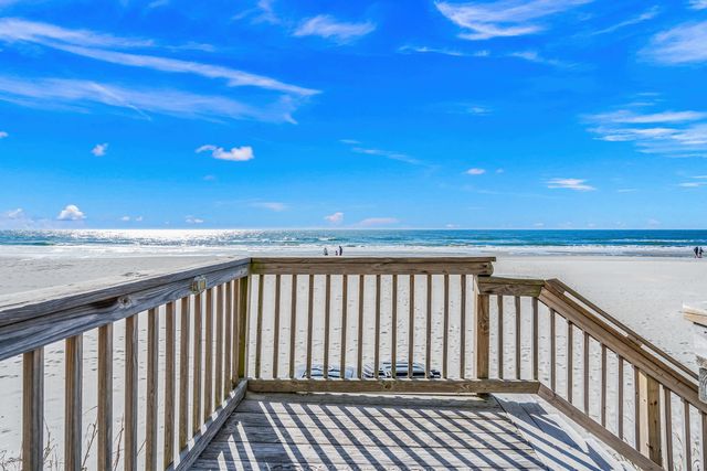 10200 Beach Club Dr Apt 8D, Myrtle Beach, SC 29572