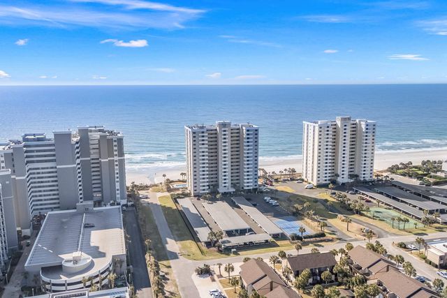 10200 Beach Club Dr Apt 8D, Myrtle Beach, SC 29572