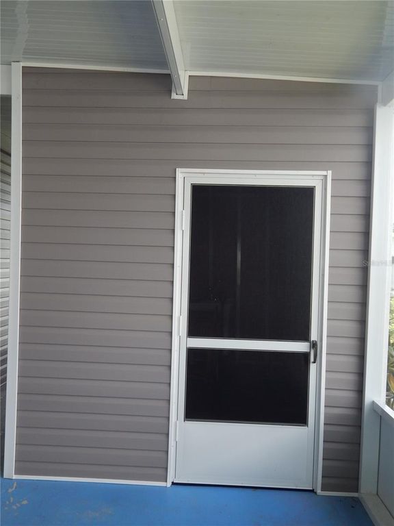 Image 14 of property listing at 6710 36TH AVENUE E 34, Palmetto, FL 34221