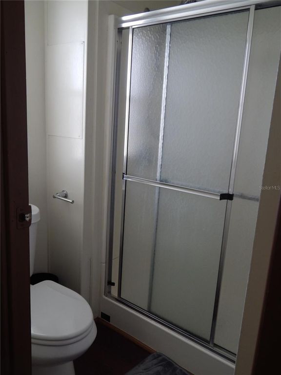 Image 10 of property listing at 6710 36TH AVENUE E 34, Palmetto, FL 34221