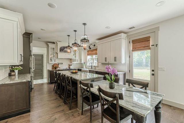 426 N Burnt Hickory Road, Douglasville, GA 30134