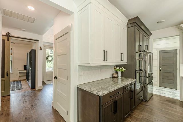 426 N Burnt Hickory Road, Douglasville, GA 30134