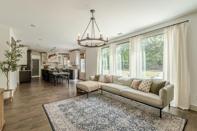 426 N Burnt Hickory Road, Douglasville, GA 30134