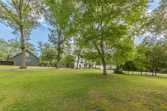 426 N Burnt Hickory Road, Douglasville, GA 30134