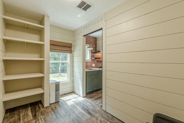426 N Burnt Hickory Road, Douglasville, GA 30134