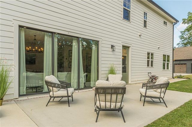 426 N Burnt Hickory Road, Douglasville, GA 30134