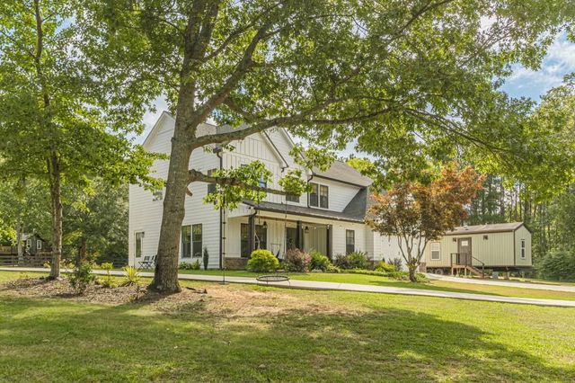 426 N Burnt Hickory Road, Douglasville, GA 30134