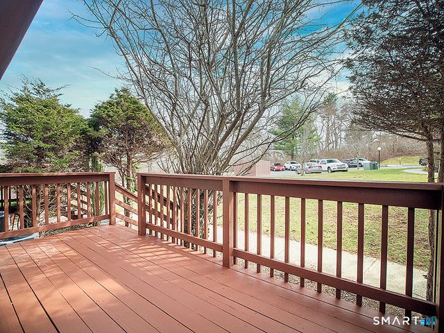 25 Florence Road 71, Branford, CT 06405