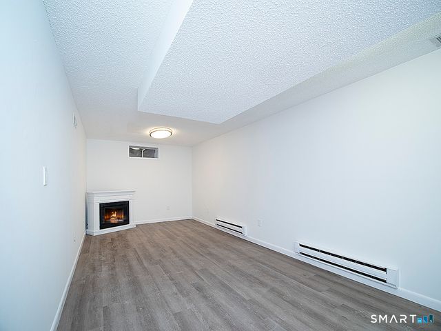 25 Florence Road 71, Branford, CT 06405