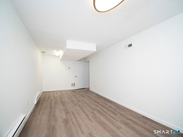 25 Florence Road 71, Branford, CT 06405