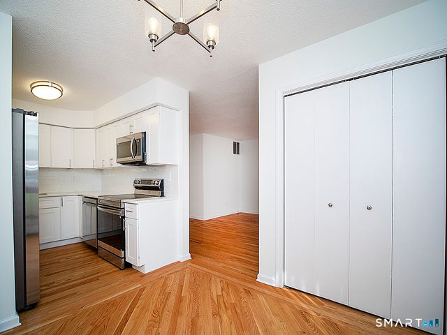 25 Florence Road 71, Branford, CT 06405