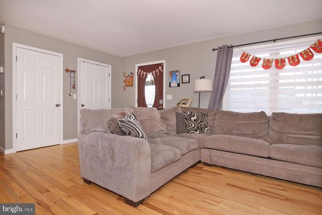 216 HORSESHOE DR, Annville, PA 17003