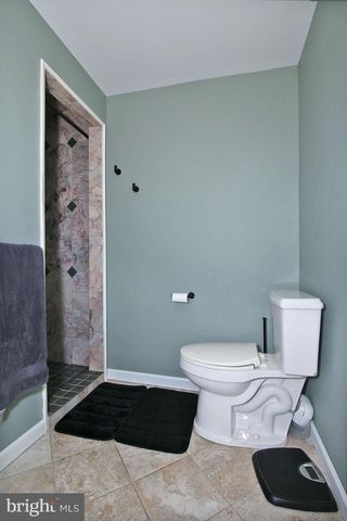 216 HORSESHOE DR, Annville, PA 17003