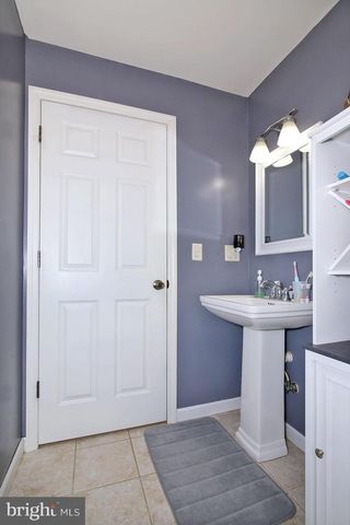 216 HORSESHOE DR, Annville, PA 17003