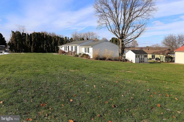 216 HORSESHOE DR, Annville, PA 17003