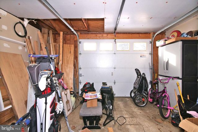 216 HORSESHOE DR, Annville, PA 17003