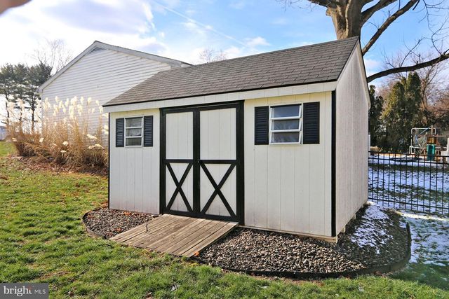 216 HORSESHOE DR, Annville, PA 17003