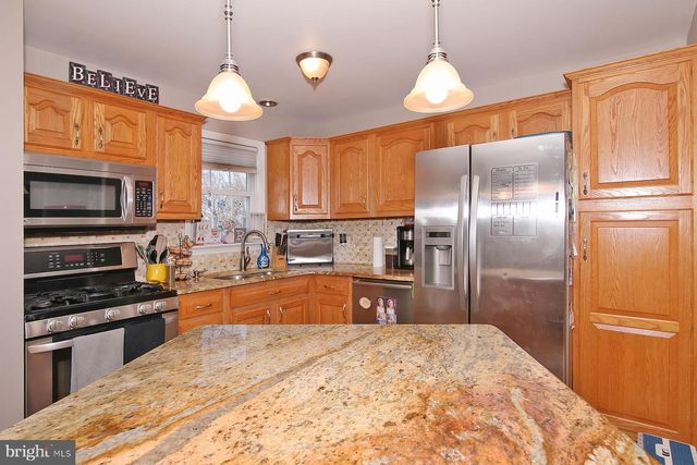 216 HORSESHOE DR, Annville, PA 17003