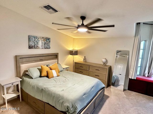 219 W HARMONT Drive, Phoenix, AZ 85021