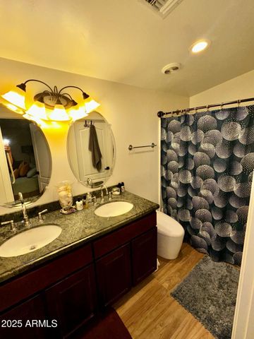 219 W HARMONT Drive, Phoenix, AZ 85021