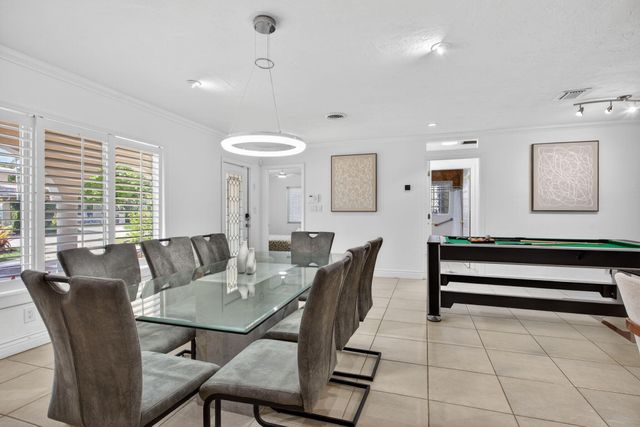 2101 NE 25th Street, Wilton Manors, FL 33305