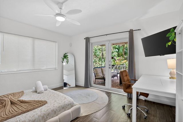 2101 NE 25th Street, Wilton Manors, FL 33305