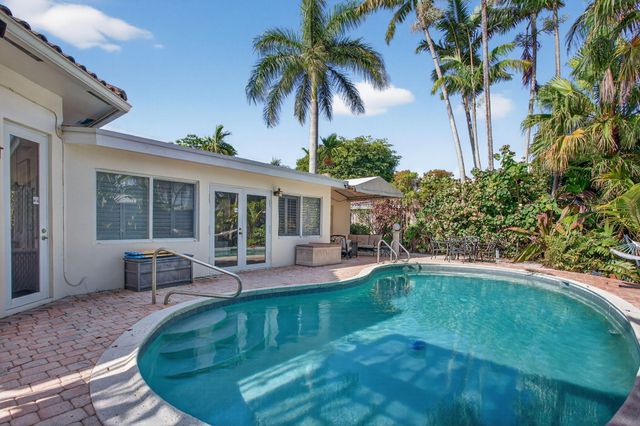 2101 NE 25th Street, Wilton Manors, FL 33305