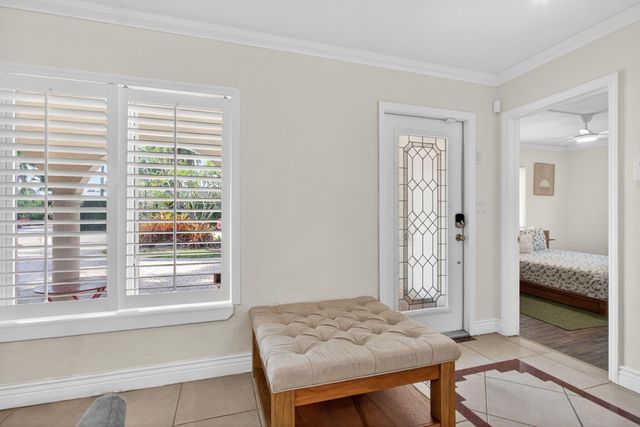2101 NE 25th Street, Wilton Manors, FL 33305