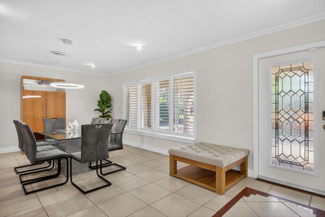 2101 NE 25th Street, Wilton Manors, FL 33305