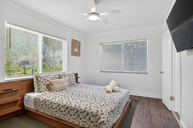 2101 NE 25th Street, Wilton Manors, FL 33305