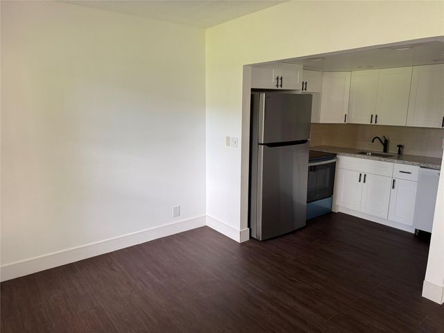 3081 NW 47TH Terrace 107, Lauderdale Lakes, FL 33313