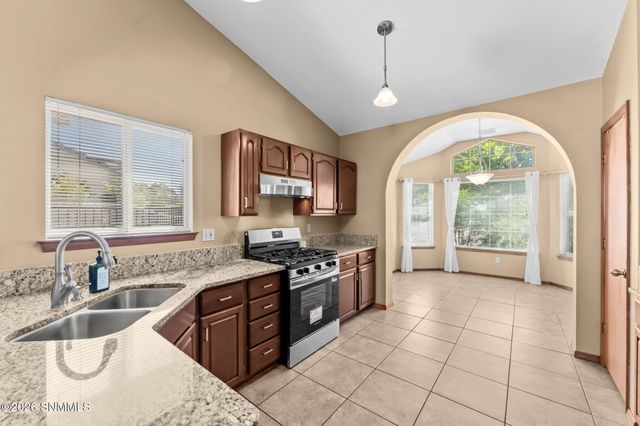 919 Stagecoach Drive, Las Cruces, NM 88011