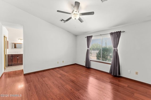 919 Stagecoach Drive, Las Cruces, NM 88011