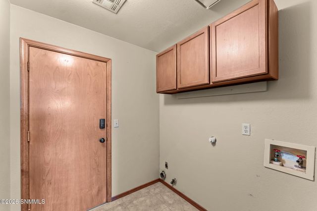 919 Stagecoach Drive, Las Cruces, NM 88011