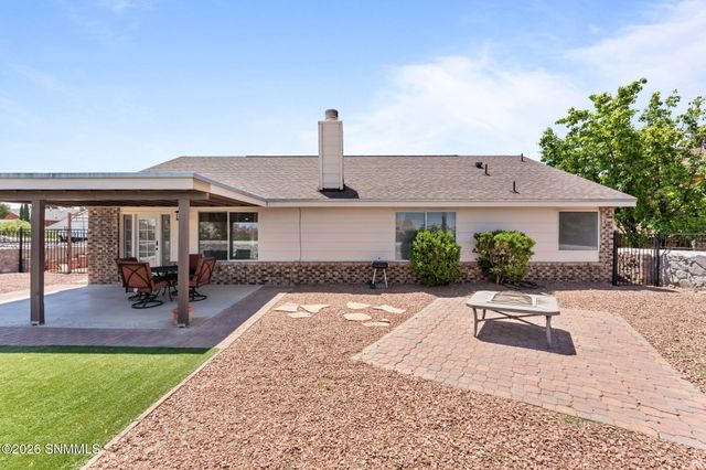 919 Stagecoach Drive, Las Cruces, NM 88011