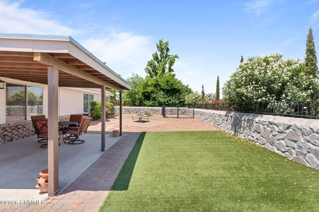 919 Stagecoach Drive, Las Cruces, NM 88011