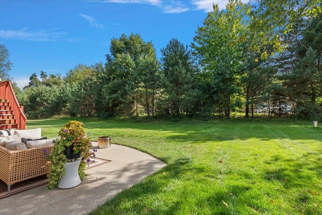 6880 Pinestead Court, Allendale, MI 49401