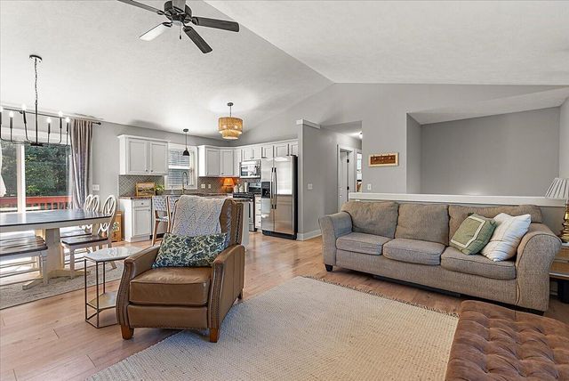 6880 Pinestead Court, Allendale, MI 49401