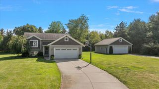 6880 Pinestead Court, Allendale, MI 49401