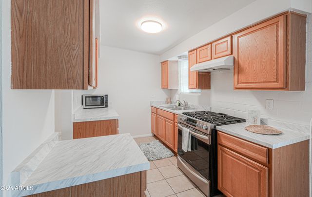 1307 W LILY Place, Casa Grande, AZ 85122